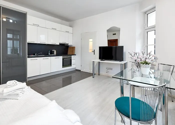 Warta River White By Bookinghost Apartment *